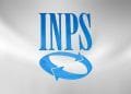L'immagine mostra il logo dell'INPS, caratterizzato in alto dalle grandi lettere blu "INPS", con sotto un disegno circolare di due frecce blu che puntano in senso orario, il tutto su sfondo bianco.
