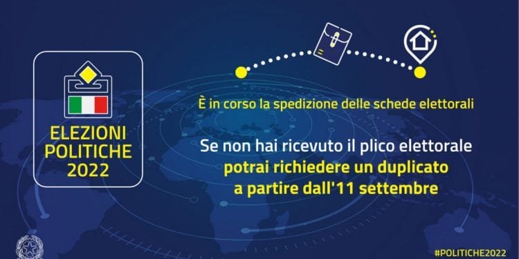 Immagine con un annuncio relativo alle elezioni italiane. Il testo recita "ELEZIONI POLITICHE 2022" e include una notifica sull'invio delle schede elettorali. Se una persona non ha ricevuto la propria scheda elettorale, può richiederne un duplicato a partire dall'11 settembre.