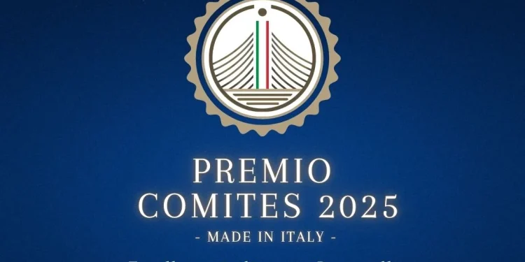 Un'immagine caratterizzata dal logo del Premio COMITES Made in Italy con al centro il disegno stilizzato di un ponte. Il logo comprende i colori verde, bianco e rosso, che rappresentano la bandiera italiana. Il testo recita "Premio Comites Portogallo" nell'angolo in alto a sinistra e "Prima Edizione" in basso.