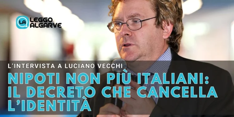 Luciano Vecchi mentre parla al microfono durante un intervista sul DL 36/2025 per gli italiani all'estero.