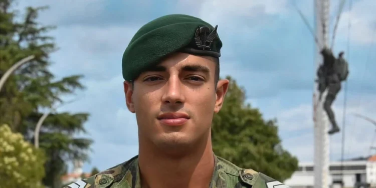 Il soldato militare portoghese Jerónimo Guerreiro morto in guerra sul fronte in Ucraina.