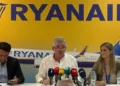 Conferenza stampa di Michael O'Leary nel centro, CEO di Ryanair, in cui annuncia il taglio dei voli sulle Azzorre in Portogallo.